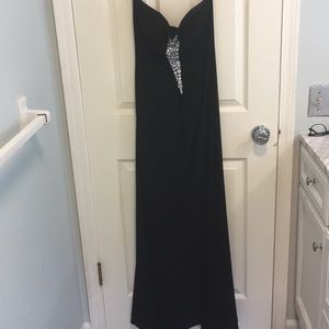 Black strapless formal/prom dress